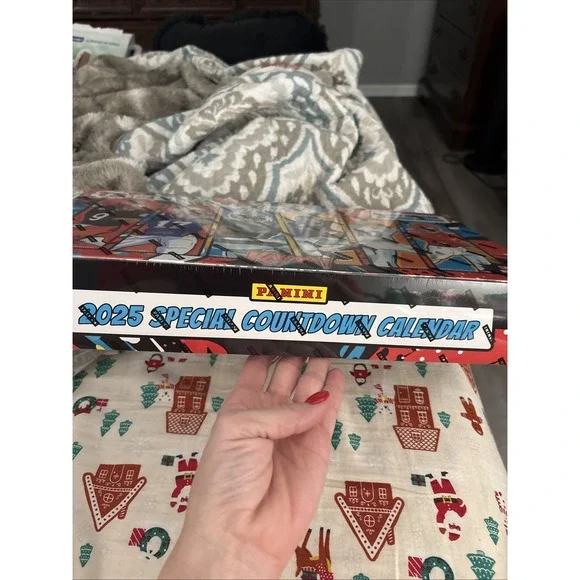 2025 Panini Absolute Football KABOOM! Special  Countdown Calendar Box NFL - Picture 3 of 5